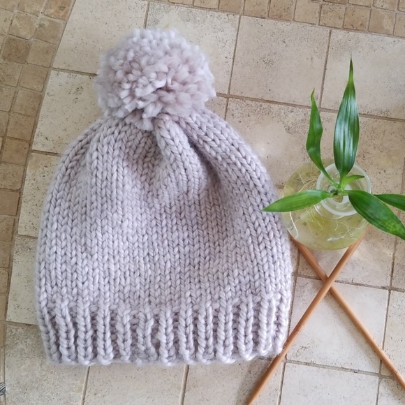 Handmade hat - Picture 3 of 4